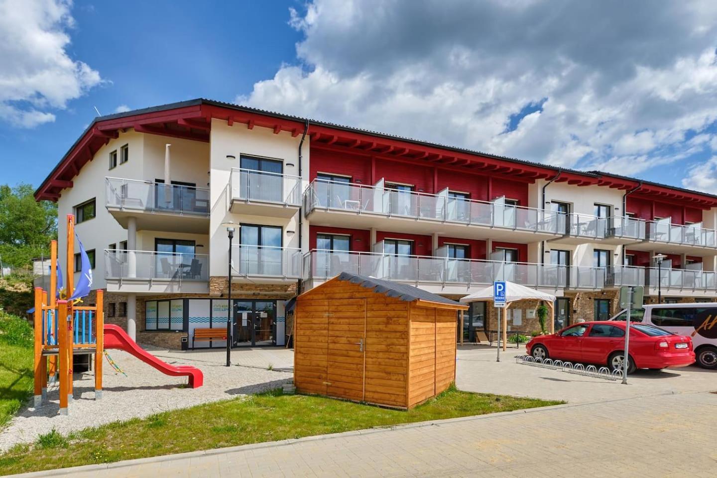 Charming And Quiet Apartment Lipno nad Vltavou Eksteriør bilde